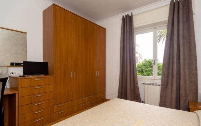 Camera economy matrimoniale image